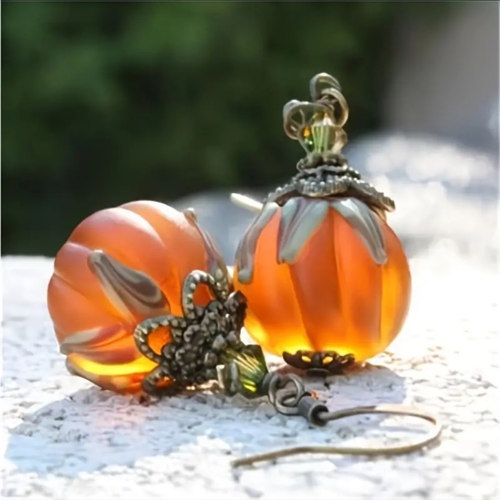 🎃 Unique Halloween Retro Pumpkin Dangle Earrings - Alloy Hook Design